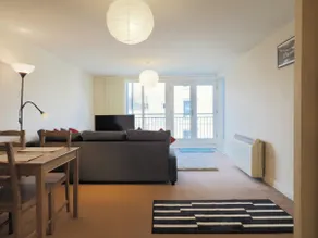 Host & Stay - Bingley Court - Image 2