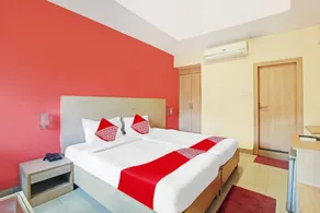 SK FIRST TRANSIT HOTEL Shamshabad - Image 4