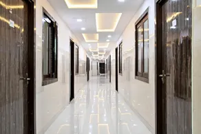 OYO 60218 Hotel Raj Inn - Image 2