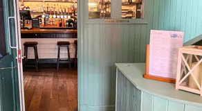 Crown and Anchor Inn - Image 4
