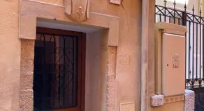 Authentic living in a Historical Monaco area - Image 5