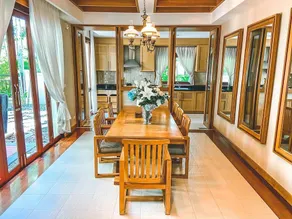 Royal Sammuk Villa - Image 5