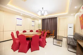 Aidepinyue Hotel (Puyang Nanle New City International Branch) - Image 4