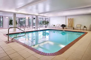 Courtyard by Marriott Asheville - Image 3