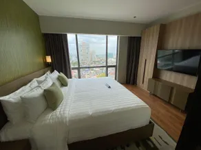 Eleve Suites King Deluxe, Novotel Acqua, Mandaluyong - Image 2