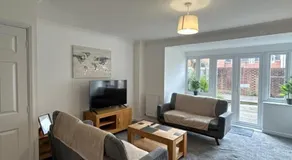Ursa House, Work Stays Welcome, Free Parking - Image 2