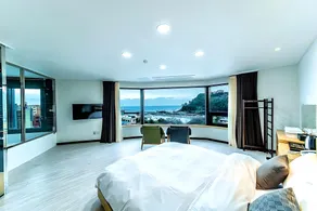 Nine Boutique Hotel - Image 5