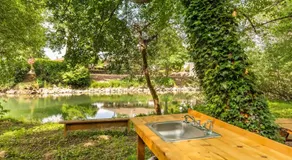 Private Waterfront Retreat near downtown Auburn - Image 4