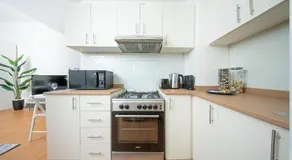 Dubai Silicon Oasis Getaway Elegant Studio with Pool & Free parking Arabian Gate - Image 4