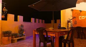 Hotel Hostal El Castillo Santa - Image 4