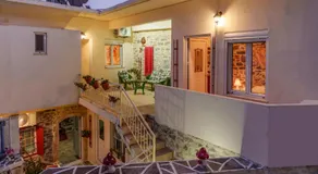 Villa Vienna Mountain Resort 15 Minutes from Sea - Image 4