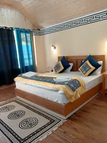 The Riverside Resort Hunder - Image 2