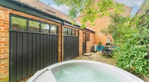 the Orangery Suites - Image 5