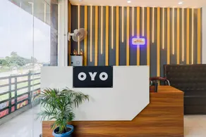 Hotel O SR Hotel and Restaurant - Image 3