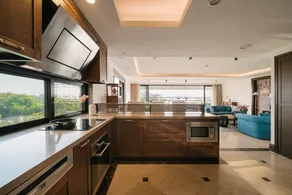 280sqm 3BR3WC Serviced Apt_Bathtub_West Lake View - Image 3