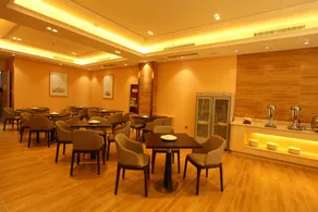 Vienna San Hao Hotel (Guyuan Liupan Paradise Shop) - Image 1
