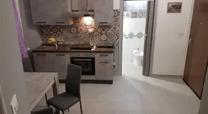 B&B Confine - Image 2