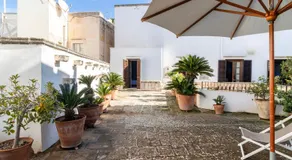Palazzo Insula - Image 2