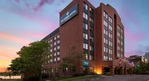 The Simon Hotel Sydney (Formerly Cambridge Suites Hotel Sydney) - Image 2