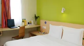 7 Days Inn Guiyang Qingzhen Dongmenqiao Zhijiaocheng - Image 4
