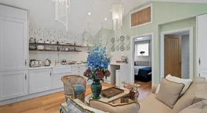 1 bed house in Hampshire - Image 2