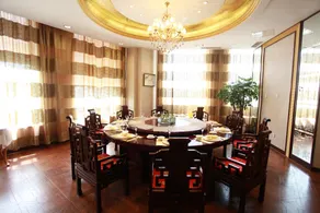 Dalian Bohai Pearl Hotel - Image 3
