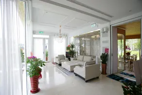 Xianel Vacation Chateau - Image 2