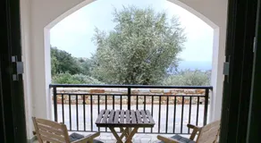 Eri Rooms to Let - Image 5