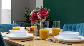 Smart Stays for Busy Days - Image 4