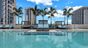 Luxury 2BD Apartment in Downtown Doral - Image 4