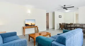 2BRM - Miami Beachfront Apartment - Image 2