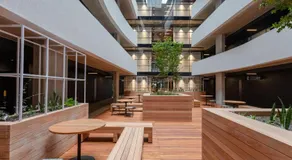Brand new penthouse with waterfront views - Image 5
