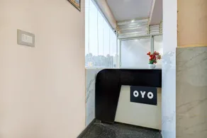 Hotel O SRS COMFORTS - Image 5