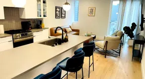 Luxury stay in Seattle - Image 3