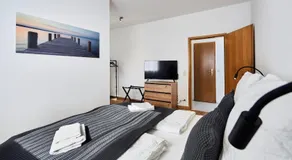 Lemon Suites 1,Apartment im Künstlerviertel - Nähe Innenstadt und UBahn, 2 Zimmer, 3 Einzelbetten und ein Doppelbett - Image 5