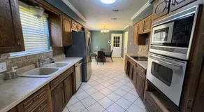 4-Bedroom Home with Private Pool in Euless - Image 4
