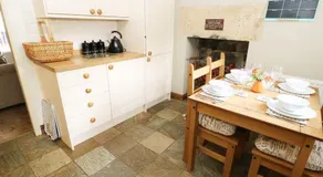 Robin Cottage - Image 4