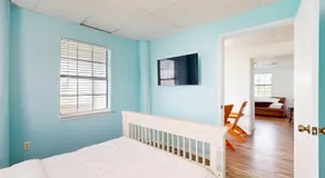 Bay Views & Beach Access: Ingleside Getaway - Image 2