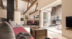 Attraente appartamento accogliente e familiare con sauna, idromassaggio e piscina | Vista sulla montagna | Accetta animali domestici - Image 2