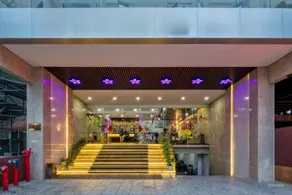Phụng Thuỷ Hotel & Spa - Image 3