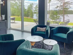 Three-Bedroom Holiday home in Hacksvik - Image 4