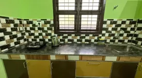 ISHRA SERVICE APARTMENTS - Image 4