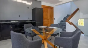 Magnifique villa avec vue sur mer + montagne - Image 5