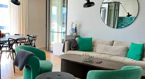 Newly produced and bright apartment close to metro - Image 3