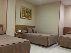 Hostal Aeropuerto - Image 2