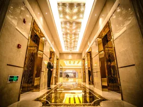 Shanghai Fuyue Hotel - Image 5