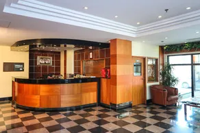 One Pavilion Luxury Serviced Apartments - Image 2