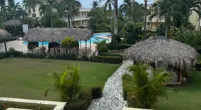 Marvilla - Coastal Condo Poolside & Ocean View - Image 4