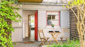 Helles Stadtloft für 3 I 43 qm I Terrasse I 5 Min zur Innenstadt I barrierearm I Terrasse I 1 Schlafzimmer - Image 4