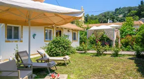 Elena's Seaside Apartments & Studios - Image 5